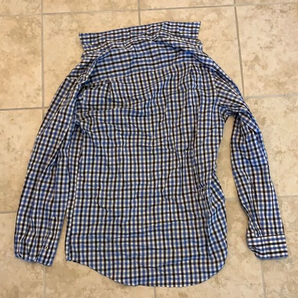 Van Heusen Men’s Size Small 14-14.5 Plaid Collared Button-Down Dress Shirt - Picture 6 of 7